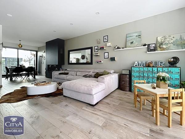 Maison à vendre 14 pièces 250m² Loos (59120)