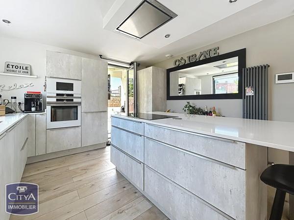Maison à vendre 14 pièces 250m² Loos (59120)
