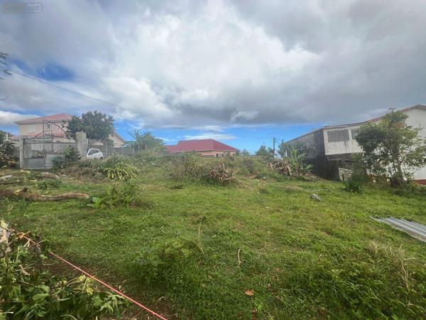 Terrain à Batir à vendre à Sainte-Marie à la Réunion (97438), ref : 97405/204   
Montée Sano