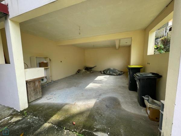 Villa de 192m² sur un terrain de 910m² située à Saint-Joseph