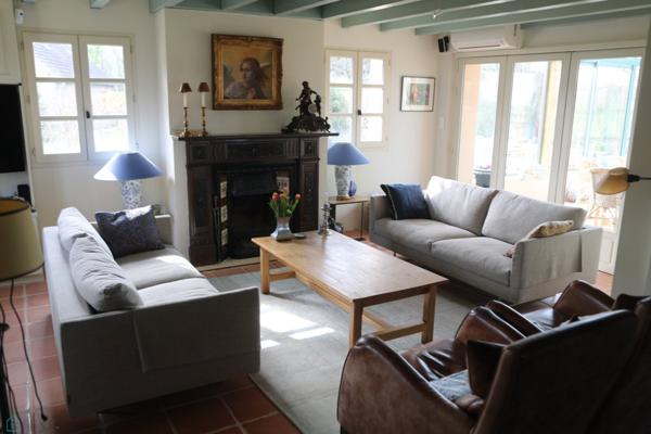 SUPERBE PROPRIETE AVEC GITE 3 ETOILES ET VASTE TERRAIN DE 6250 M2