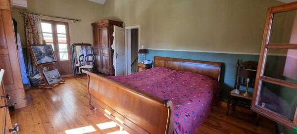 SUPERBE PROPRIETE AVEC GITE 3 ETOILES ET VASTE TERRAIN DE 6250 M2