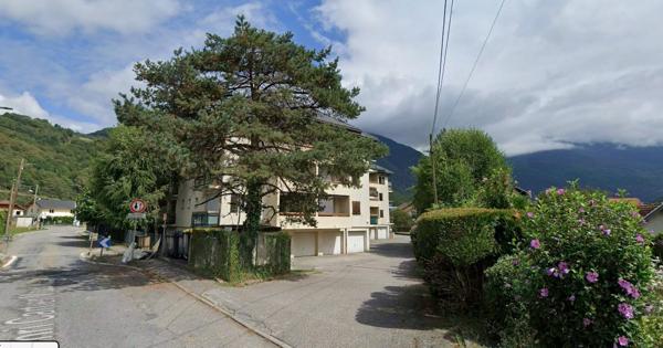 STUDIO MEUBLE 20.74 m²