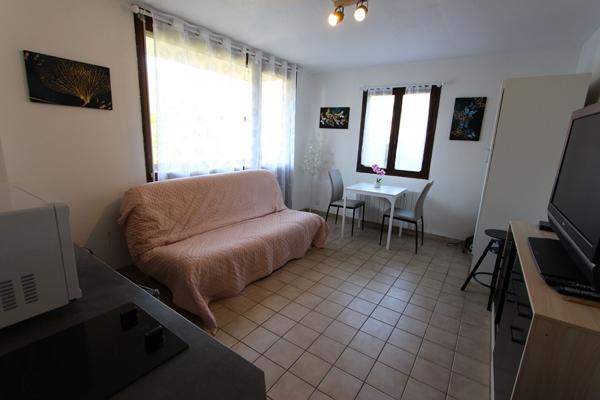 STUDIO MEUBLE 20.74 m²
