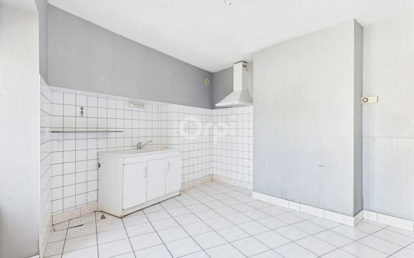 Maison à vendre    7 pièces •  Vellexon-Queutrey-et-Vaudey