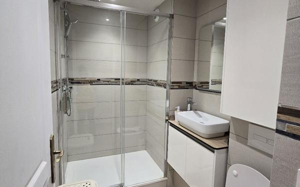 Appartement à louer    1 pièce •  Fort-de-France