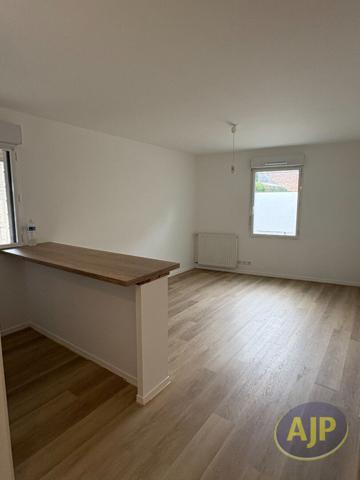 Location appartement Rennes : 743 € - AJP Immobilier Rennes Nord