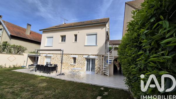 Maison à vendre 9 pièces 163 m² Savigny-sur-Orge