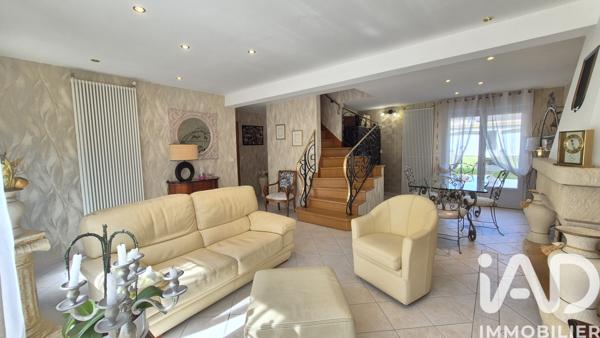 Maison à vendre 9 pièces 163 m² Savigny-sur-Orge