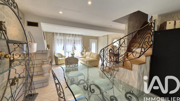 Maison à vendre 9 pièces 163 m² Savigny-sur-Orge