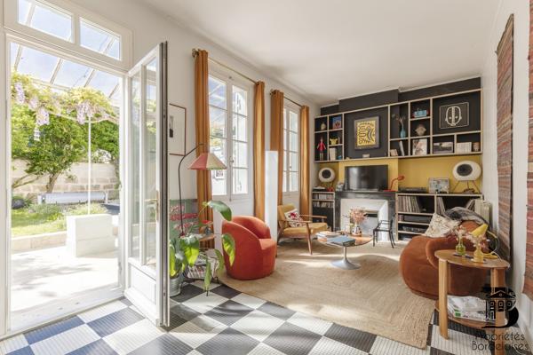 Magnifique maison en pierre 163 m² , jardin, piscine Bordeaux centre