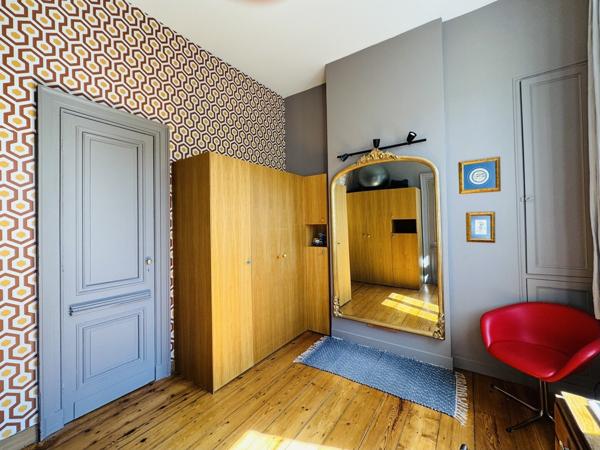 Magnifique maison en pierre 163 m² , jardin, piscine Bordeaux centre