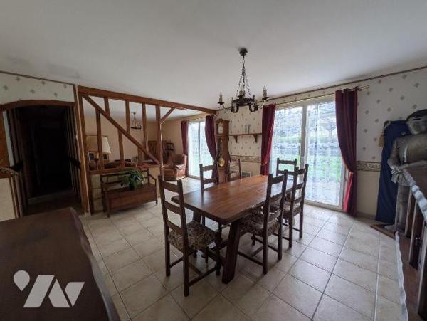 Moëlan-sur-Mer, proche toutes commodités, maison individuelle de plain-pied, composée comme sui...