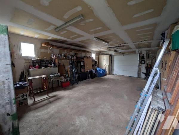 Moëlan-sur-Mer, proche toutes commodités, maison individuelle de plain-pied, composée comme sui...