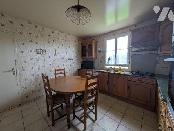 Moëlan-sur-Mer, proche toutes commodités, maison individuelle de plain-pied, composée comme sui...