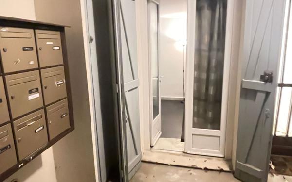 Appartement à vendre    1 pièce • 27,04 m2 Palaiseau