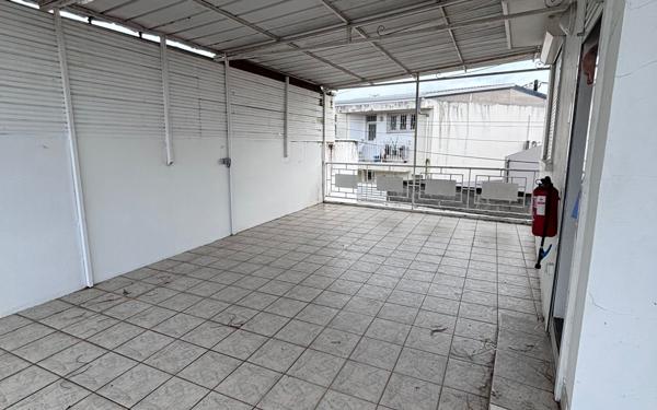 Maison à louer    3 pièces • 80 m2 Le Lamentin