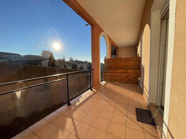 APPARTEMENT EN REZ-DE-CHAUSSEE