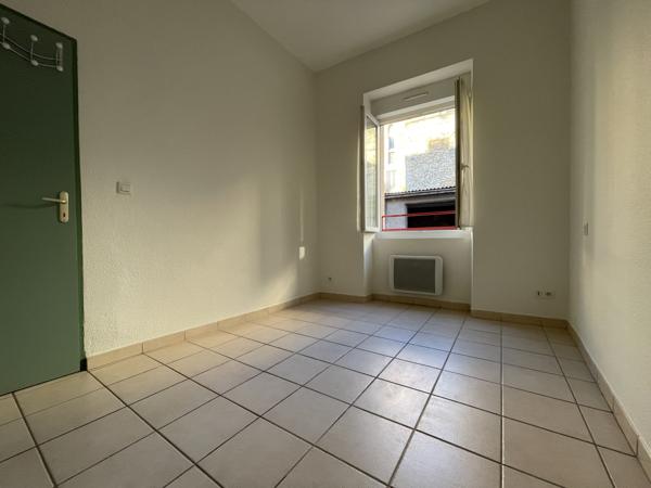 APPARTEMENT EN REZ-DE-CHAUSSEE