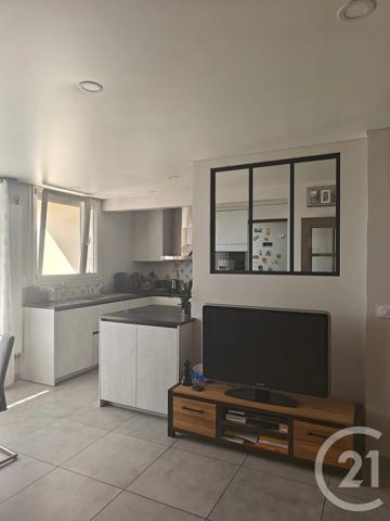 Appartement F5 à vendre  5 pièces - 93,06 m 2   CHILLY MAZARIN  - 91