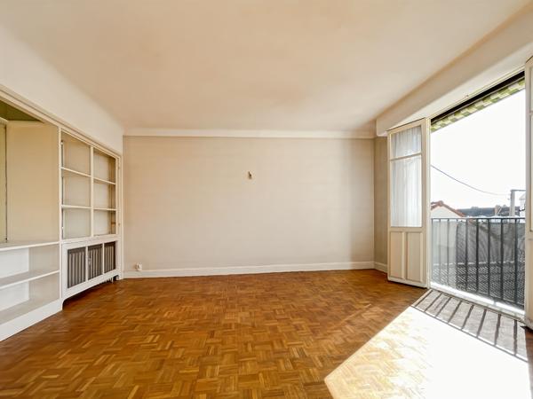 Exclusivité ERA SAINT AMBROISE ? Appartement 3 pièces à vendre à Melun Centre-Ville (77000) ? 64,98 m² ? Dernier étage ? Cave