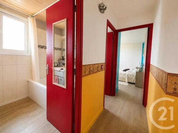 Appartement F3 à vendre  3 pièces - 70,45 m 2   BASTIA  - 202