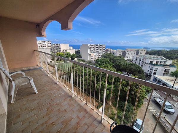 Appartement Bastia 4 pièce(s) 80 m2