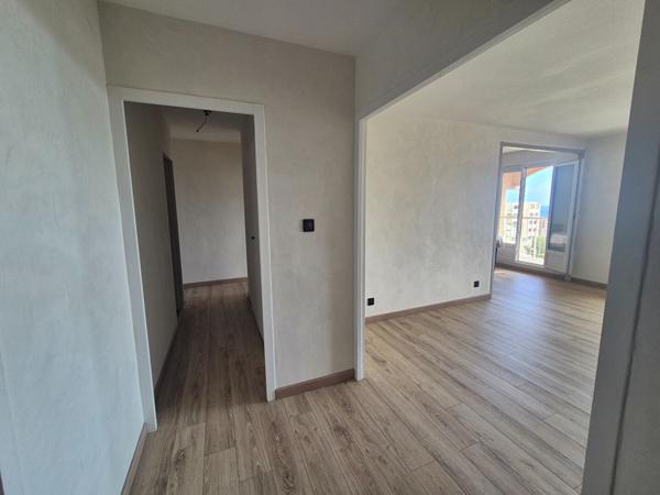Appartement Bastia 4 pièce(s) 80 m2