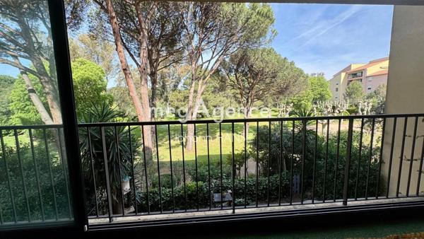 Appartement à FREJUS, 83600 - 2 pièces 54m²