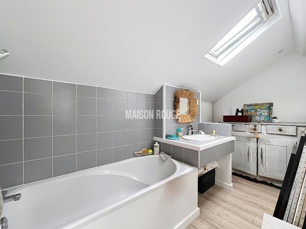 Saint Briac Sur Mer Appartement , hyper centre , au calme avec terrasse Sud