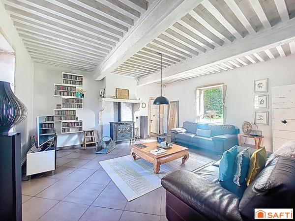 Propriété de charme avec parc, piscine & gîte indépendant