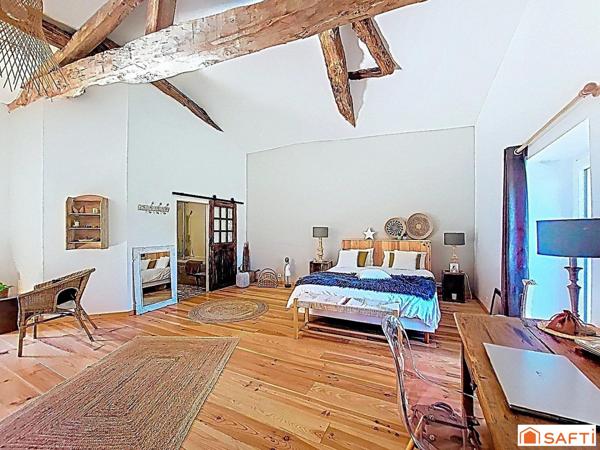 Propriété de charme avec parc, piscine & gîte indépendant