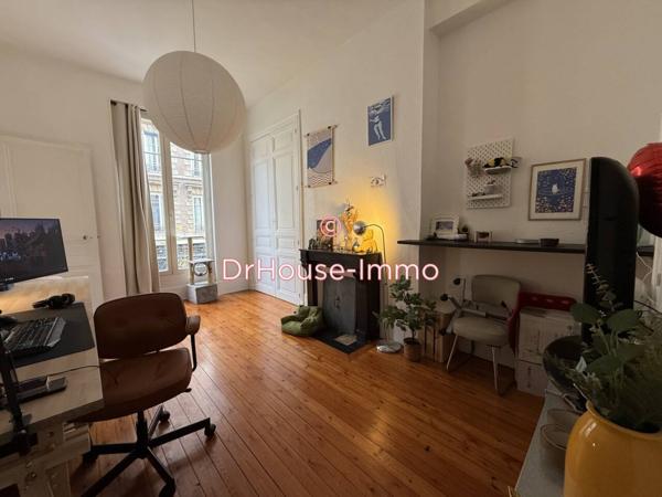 Appartement à louer 3 pièces de 79 m²