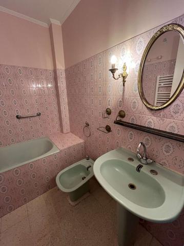 FRONTIGNAN Appartement T3 de 72m2 , cave, balcon, parking,