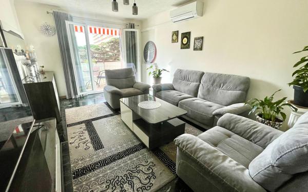 Appartement à vendre    4 pièces • 71,05 m2 Marseille 10