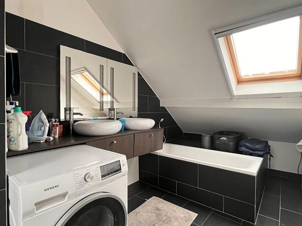 Appartement - 4 pièces - 90 m²