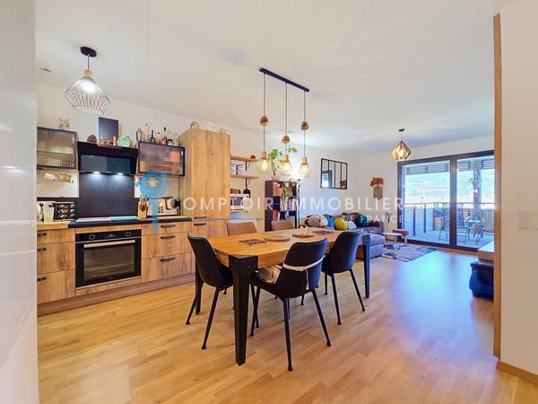 Appartement 3 pièce(s) 2 chambre(s) 63 m²