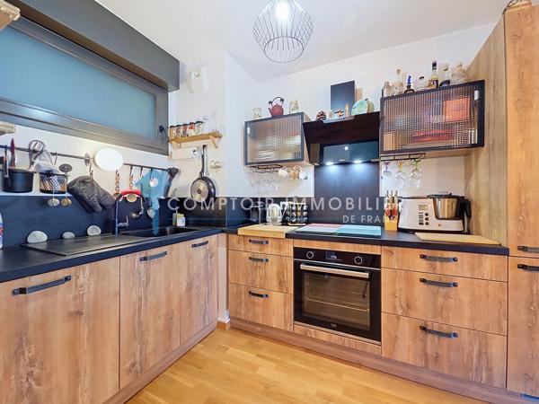 Appartement 3 pièce(s) 2 chambre(s) 63 m²