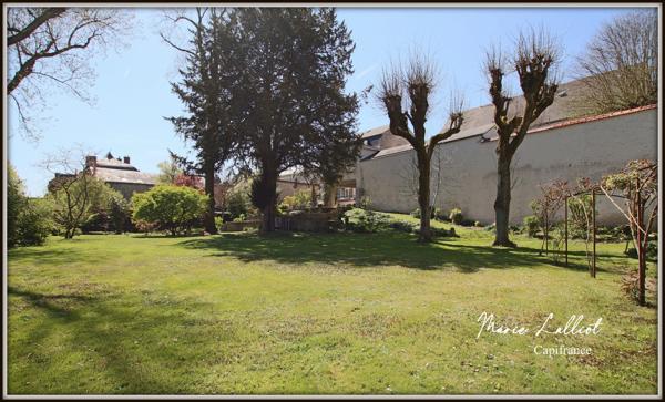 Maison à vendre 11 pièces PITHIVIERS (45), 370m², 5 chambres, séjour 45m², piscine, garage, parc arboré de 2500m², sous-sol