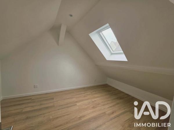 Location maison 3 pièces 65 m² Villevallier