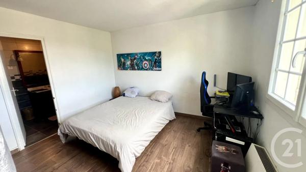 Appartement F5 à vendre  5 pièces - 104,01 m 2   PONTOISE  - 95