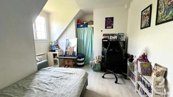 Appartement F5 à vendre  5 pièces - 104,01 m 2   PONTOISE  - 95