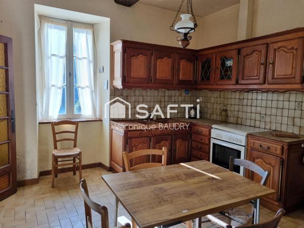 Servon sur Vilaine, belle longère en pierre