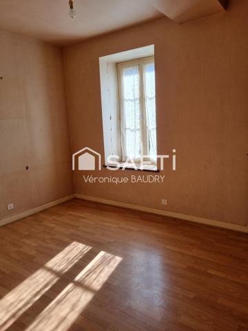 Servon sur Vilaine, belle longère en pierre