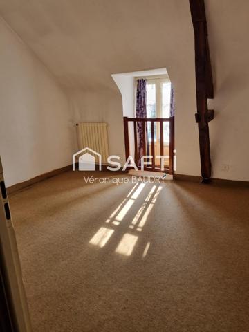 Servon sur Vilaine, belle longère en pierre