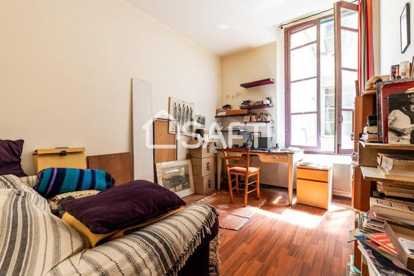 BORDEAUX SAINTE CROIX - APPARTEMENT 80M² - 2 CHAMBRES - PLACE DE PARKING