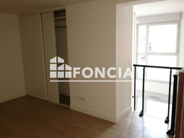 Location Studio 33.8 m² - 1 RUE DE RENAISSANCE Lille 59000