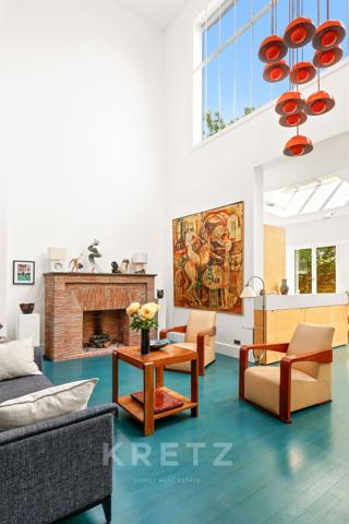 Paris XIV — Maison-atelier d’artistes avec 500m2 de jardin paysager et atelier indépendant