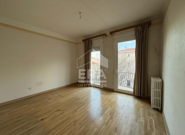 Perpignan Centre : Immeuble de caractère surface totale 375,85 m2 à vendre