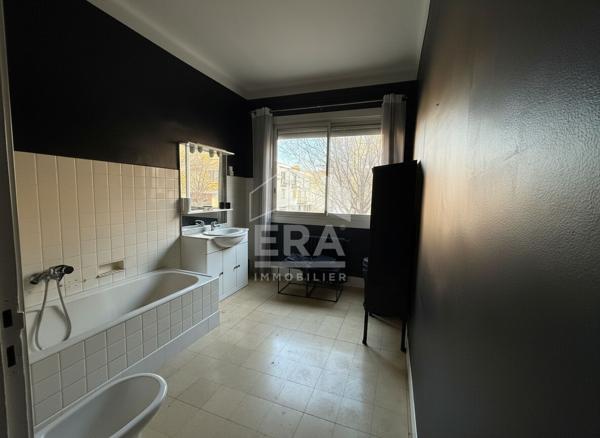 Perpignan Centre : Immeuble de caractère surface totale 375,85 m2 à vendre